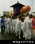 ridiculeces - Procesi�n tipo Semana Santa en oriente